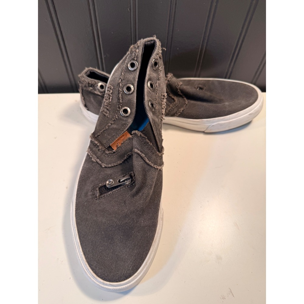 Blowfish Malibu Mariachi Gray Distressed Canvas Slip On Sneakers Womens 9M